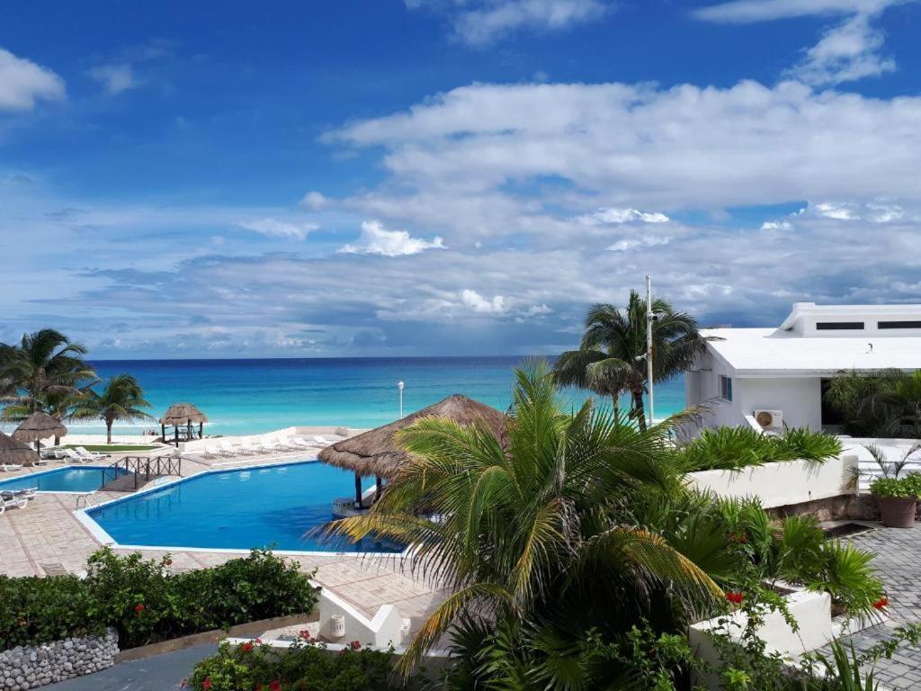 Departamentos Al Lado Del Mar En Zona Hotelera Канкун Екстер'єр фото